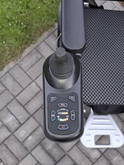 Elektrický invalidní vozík - 7