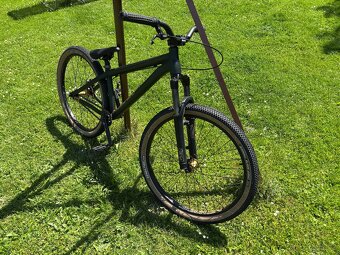Prodám dirtové kolo NS Bikes - 7