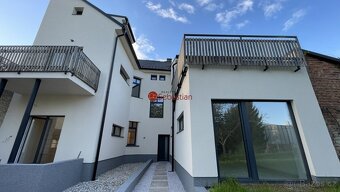 K pronájmu moderní byt 2+kk s terasou, 32 m², Hořice, ul. Sl - 7