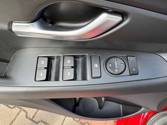 Hyundai i30 1,0 T-GDI / 88kW Trikolor - 7