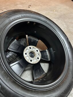 ALU Kola ŠKODA 5x112 R17 TRITON Zimní Pneu 215/55/17 - 7