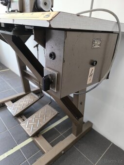 Průmyslový šicí stroj - 7