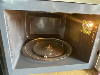 Mikrovlnná trouba Severin 9675 zánovní - 7