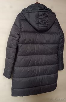 Zcela nový kabát - 7