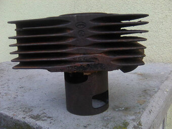 Jawa 350/634 - válce,otáčkoměr,blinkry a vypínač spojky - 7