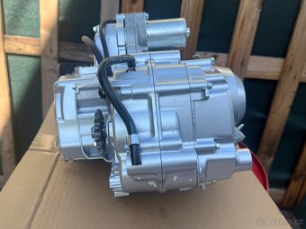 KOMPLETNÍ NOVÝ MOTOR ATV 125ccm (1+1) - 7