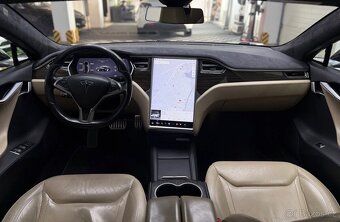 Tesla Model S Free supercharging 85D - 7