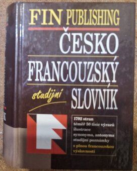 Slovníky. Angličtina, francouzština, španělština, němčina, - 7
