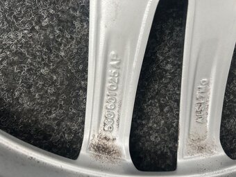 Orig. alu kola VW 5x112 r17 - 7