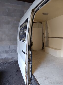 Auto s chladícím zařízením - 7