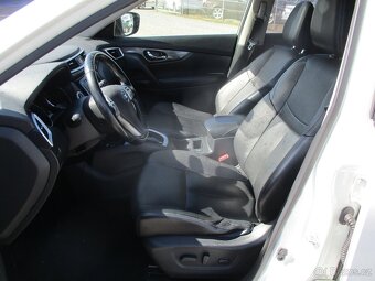 NISSAN X-Trail 1,6 dCi 130 Tekna Automat Pano 2015 - 7