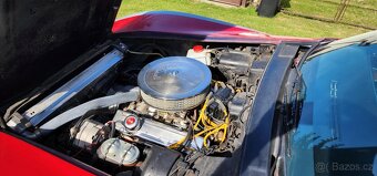 Prodám CHEVROLET CORVETTE C3 Stingray 1974 MANUAL - 7
