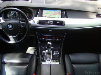 BMW Řada 5 530d GT xDrive PANORAMA LED - 7