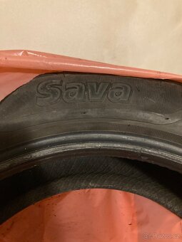 Prodám zimní pneu 205/55 R15 - 7