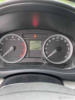 Škoda Roomster, 1.6i, 77kW, Klima, 2008 - 7