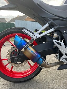 UM Xtreet 125, A1 - 7