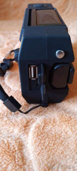 Multifunkční solární nouzové rádio - 7