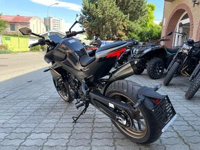 CFMOTO 800NK Advanced - 7