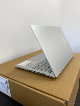 Notebook ASUS VivoBook - OLED/AMD R7/16GB/1TB/WIN 11 - 7