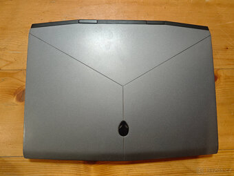 Herní dělo DELL Alienware m15 i7, RAM 32GB, SSD 1TB, záruka - 7
