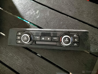 BMW E90-91, nafta, pojistková skříň - 7