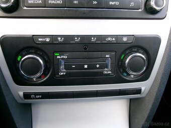 ŠKODA OCTAVIA 2,0 TDi KOMBI - 7