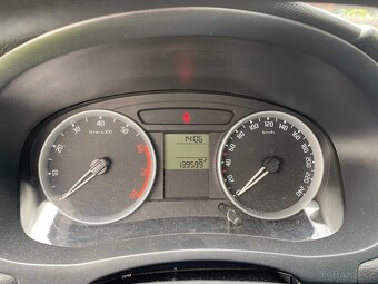 Černá Škoda FABIA II 1,4i 16V 63kW, r.v.2008 - 7