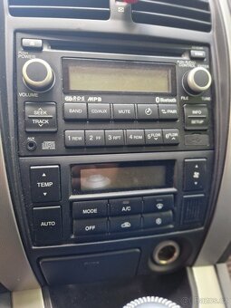 Hyundai Tucson, 2.0 benzín, 104 kw, rok výroby 2008 - 7