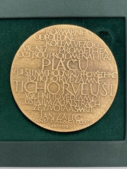 Vyprodaná trojsada Palach - 7