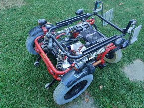 Repasovaný Elektrický invalidní vozík se světlomety a blinkr - 7