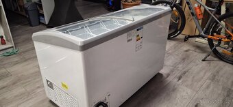 Pultový prosklený mrazák 214/330L - 7