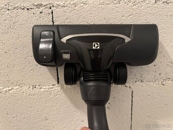 Electrolux UltraSilencer EUS8ALRGY - 7