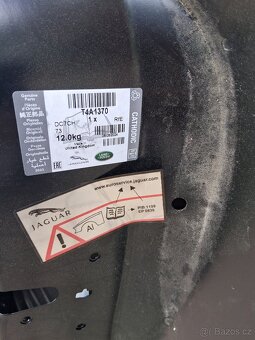 Jaguar F pace prsve zsdni dvere - 7