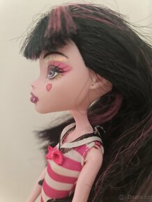 Draculaura skull shores Monster High - 7