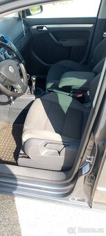 Volkswagen Touran - 7