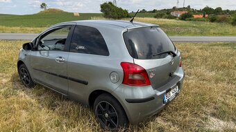 Toyota Yaris - 7