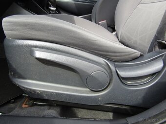 Kia Rio 1.1CRDi , 55 kW nafta, 2012 - 7