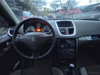 Peugeot 207 - 7