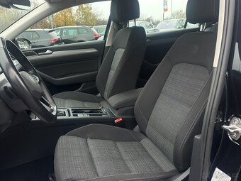 Volkswagen Passat 2022 - 7