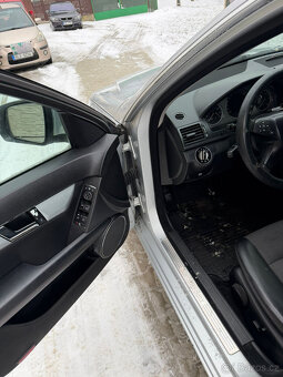 MERCEDES BENZ C 220CDi AVANTGARDE - 7