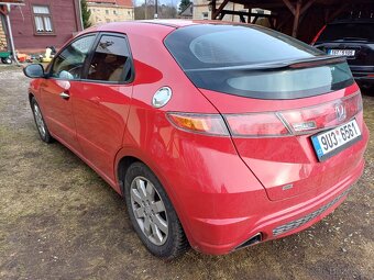Honda civic 1.8 ivtec 103kw - 7