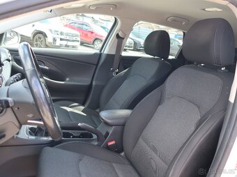 Hyundai i30 WG 1.6CRDi 85kW SMART ČR 1MAJITEL TAŽNÉ - 7