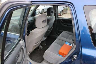 Honda CR-V 2,0i 94KW, 4 x 4, STK 3/2027, r.v. 1998 - 7