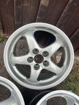 Alu kola Alutec R16 5x112 ET 38 s límcem - nový lak - 7