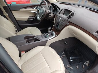 Opel INSIGNIA 2,0Turbo 162kW 4x4 COMBI, KUZE, DILY z VOZů - 7