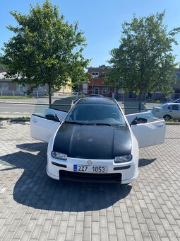 Mazda 323f - 7