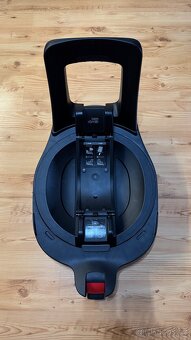 RÖMER Baby-Safe 3 + základna - 7