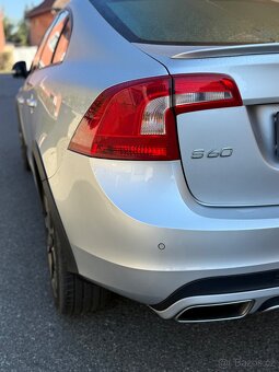 Volvo S60 D4 AWD Cross Country (5-válec) - 7