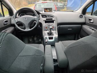 Peugeot 5008 ,2,0 hdi 110kw/150k ,Manual ,rok 2013 - 7