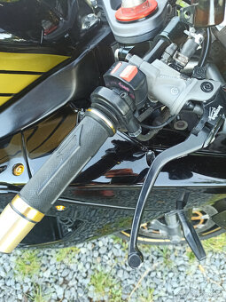 Aprilia RSV 1000 R.V.2002 - 7